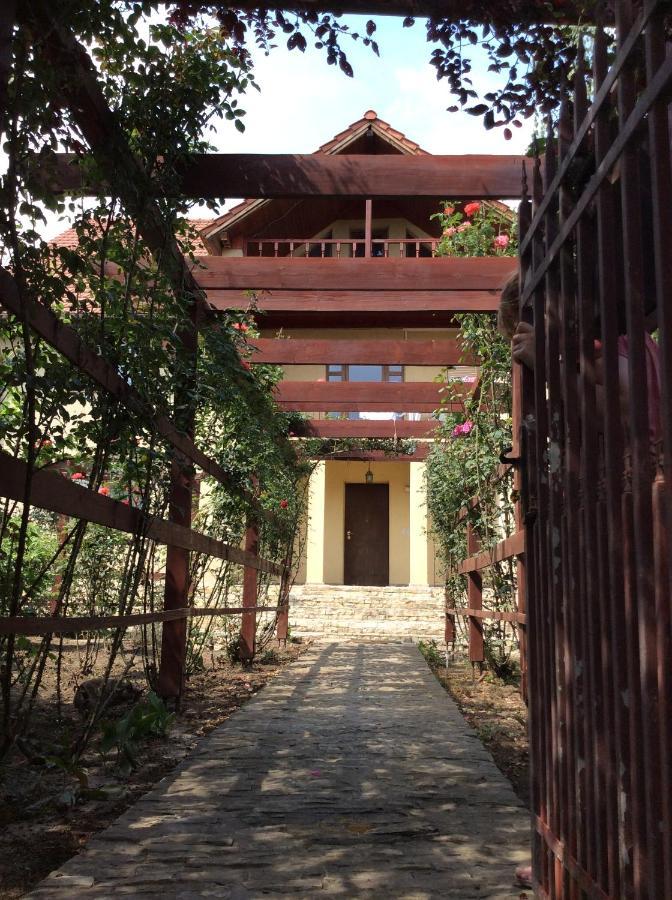 Villa Rosa Năvodari Eksteriør bilde