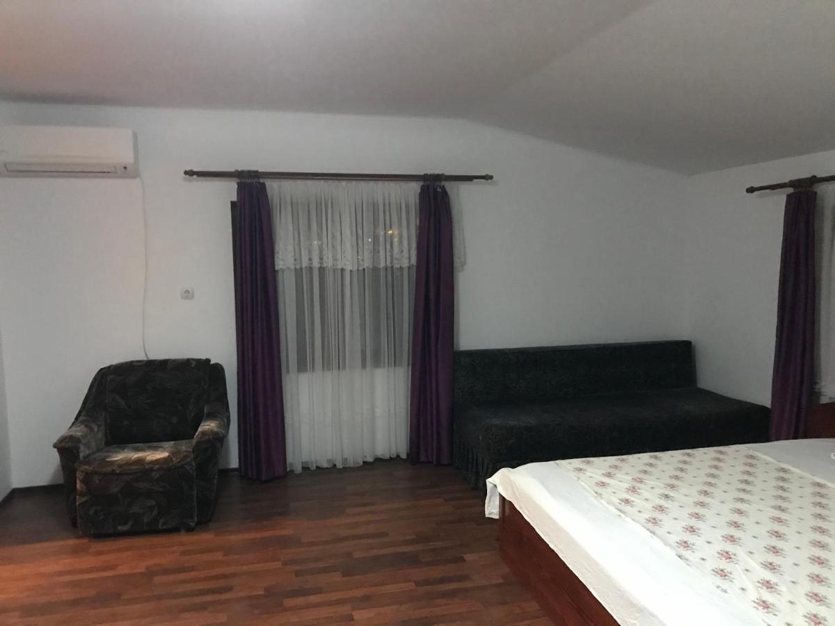 Villa Rosa Năvodari Eksteriør bilde